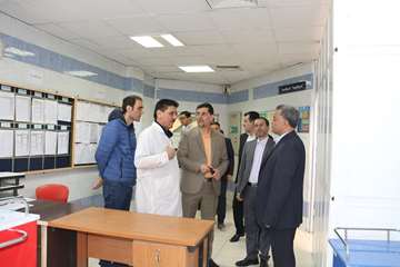 عیادت معاونان دانشگاه در آغاز سال نو از بیماران مرکز روانپزشکی رازی 